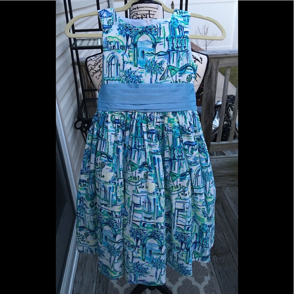 Girls dress